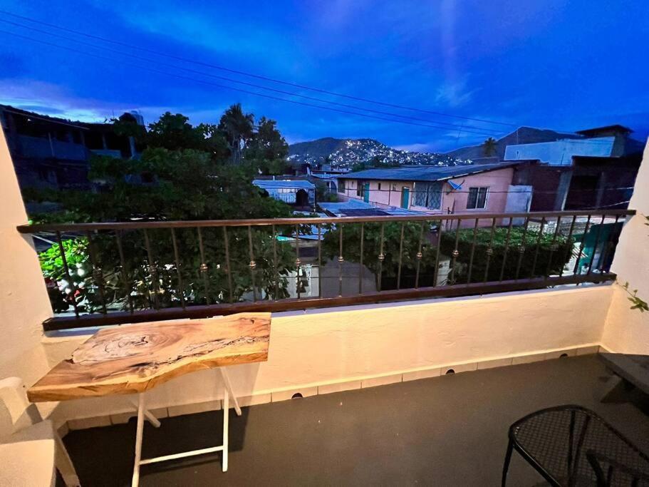 Lovely Studio Apartment With Balcony Ac & Wi-Fi, Minutes From Downtown! Zihuatanejo Luaran gambar
